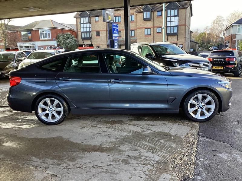 Used BMW 320 Advantage 2014 Grey Hatchback