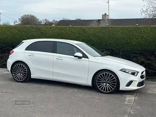 Used Mercedes A180 116 HP (85 kW) 2019 White Hatchback