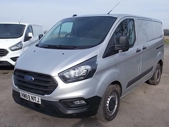 Used Ford Transit Custom 130 HP (95 kW) 2019 Silver Van