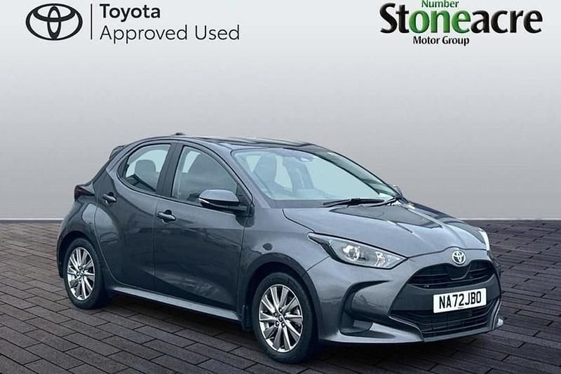 Used Toyota Yaris Hybrid 116 HP (85 kW) 2022