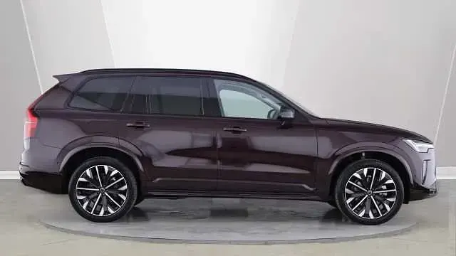 Used Volvo XC90 Plus 250 HP (183 kW) 2026 SUV