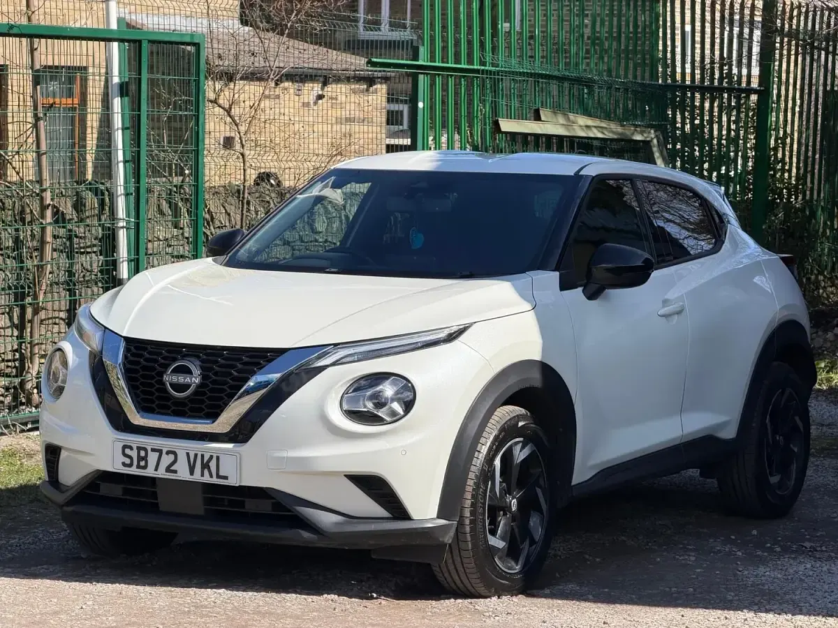 Used Nissan Juke N-Connecta 2023 White SUV