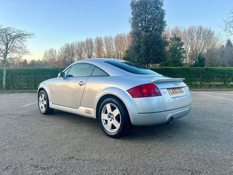 Begagnad Audi TT Performance 2012 Silver Sportkupé