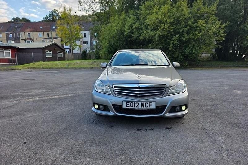 Begagnad Mercedes C180 SE 156 HK (114 kW) 2012 Silver Sedan