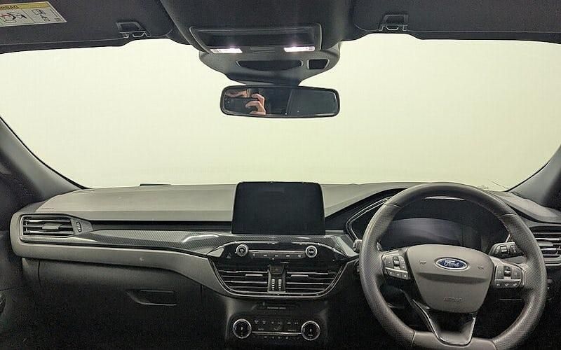 Used Ford Kuga ST-Line 150 HP (110 kW) 2023 Silver SUV