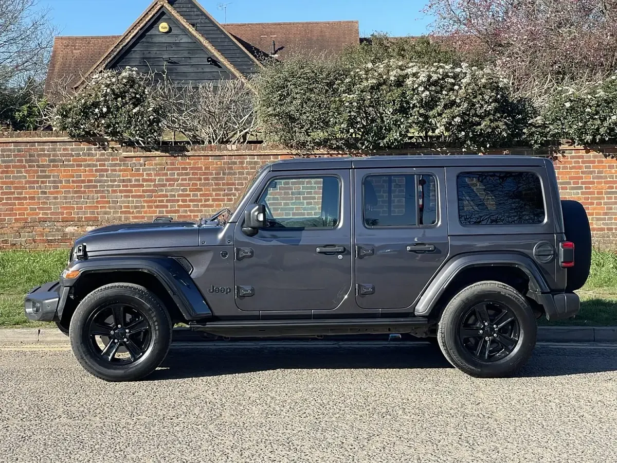 Used Jeep Wrangler Night Eagle 268 HP (197 kW) 2020 Grey SUV