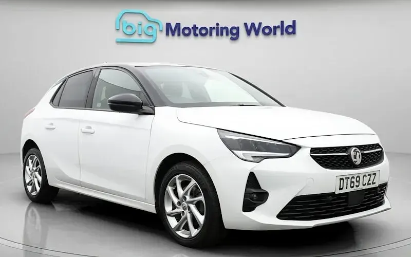 Używany Vauxhall Corsa SRi 101 KM (74 kW) 2020 Hatchback