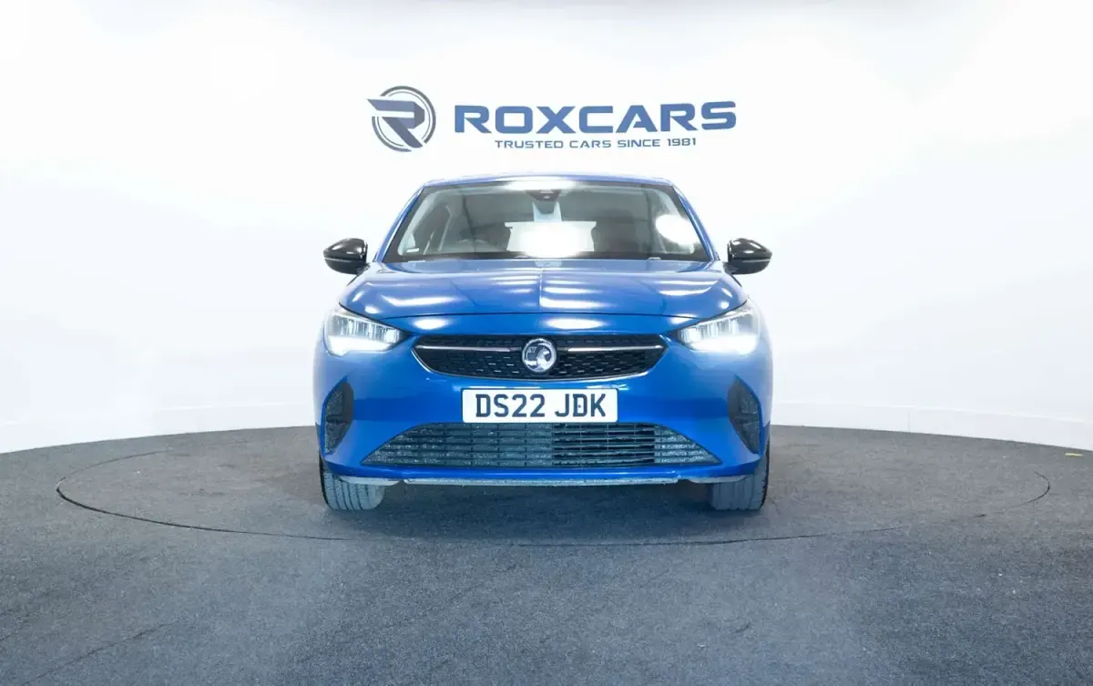 Second-hand Vauxhall Corsa Edition 75 CP (55 kW) 2022 Albastru Hatchback