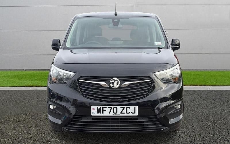 Used Vauxhall Combo S 102 HP (75 kW) 2020 Black MPV