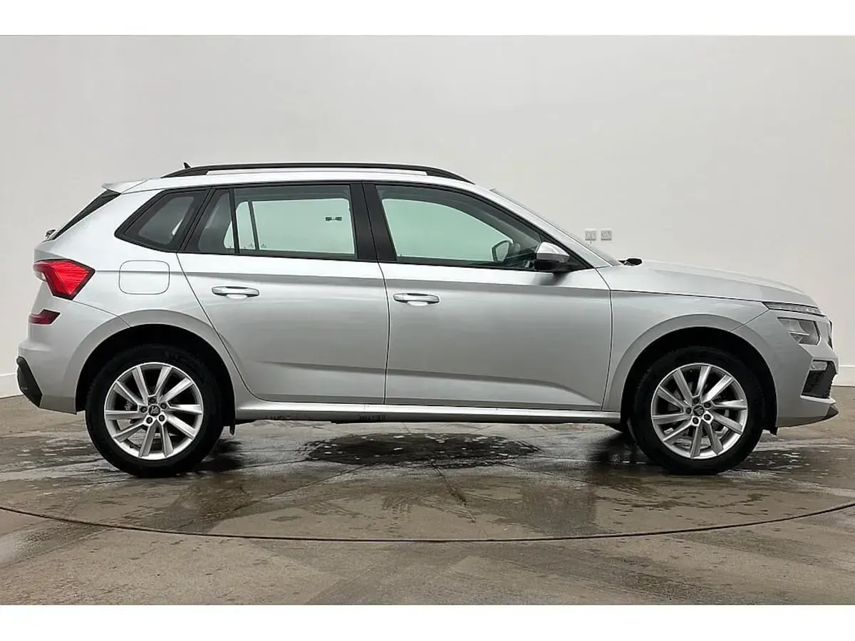 Used Skoda Kamiq SE 94 HP (69 kW) 2025 Brilliant silver metallic SUV