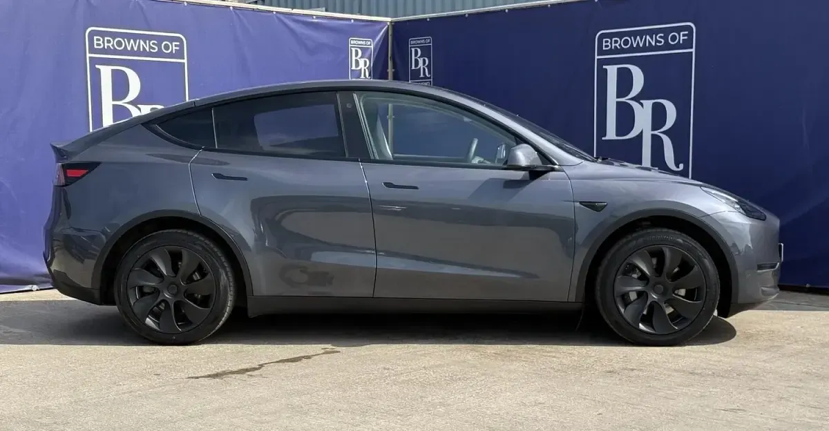 Used Tesla Model Y Long Range AWD 282 kW (384 HP) 2023 Grey SUV