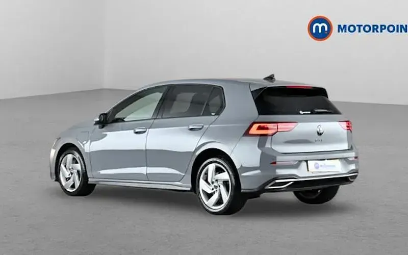 Second-hand VW Golf VIII GTE 245 CP (180 kW) 2023 Gri Hatchback