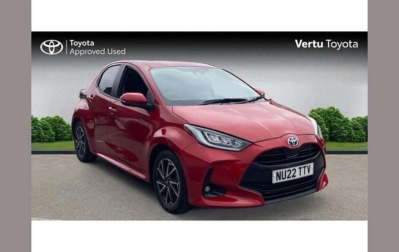 Red Used 2022 Toyota Yaris Hybrid Design Hatchback | £17,842 (Fair price) - Image 1/4