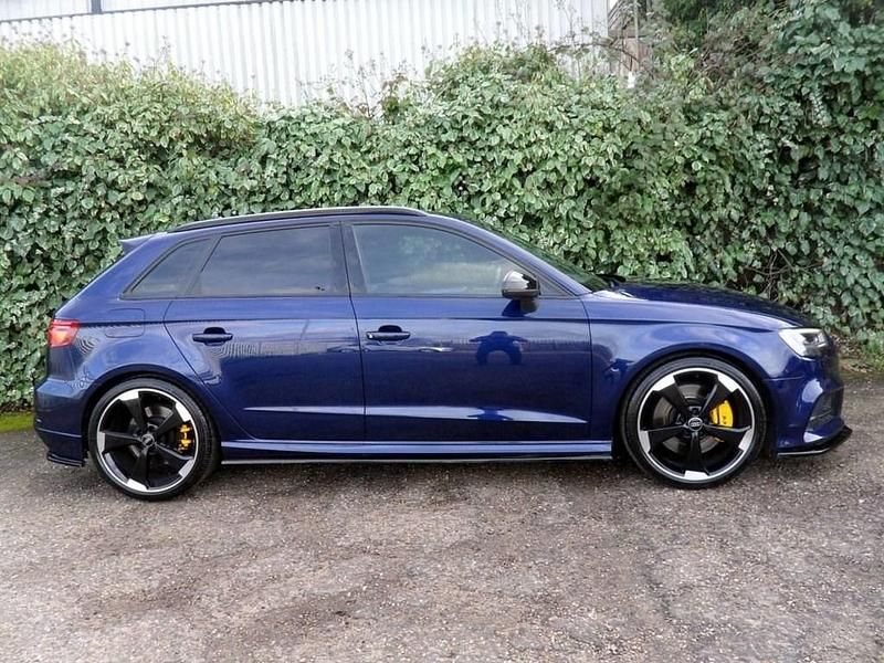 Used Audi S3 Sportback Comfort 2017 Blue Hatchback