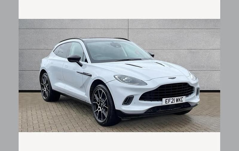 Used Aston Martin DBX 550 HP (404 kW) 2021 White SUV
