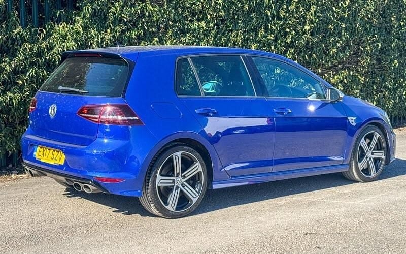 Used VW Golf VII R 300 HP (220 kW) 2016 Hatchback