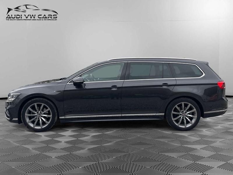 Used VW Passat R-line 150 HP (110 kW) 2023 Grey Estate