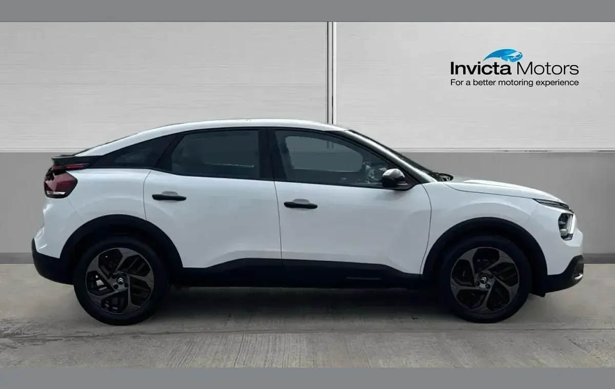 Used Citroën C4 PureTech 101 HP (74 kW) 2023 White SUV