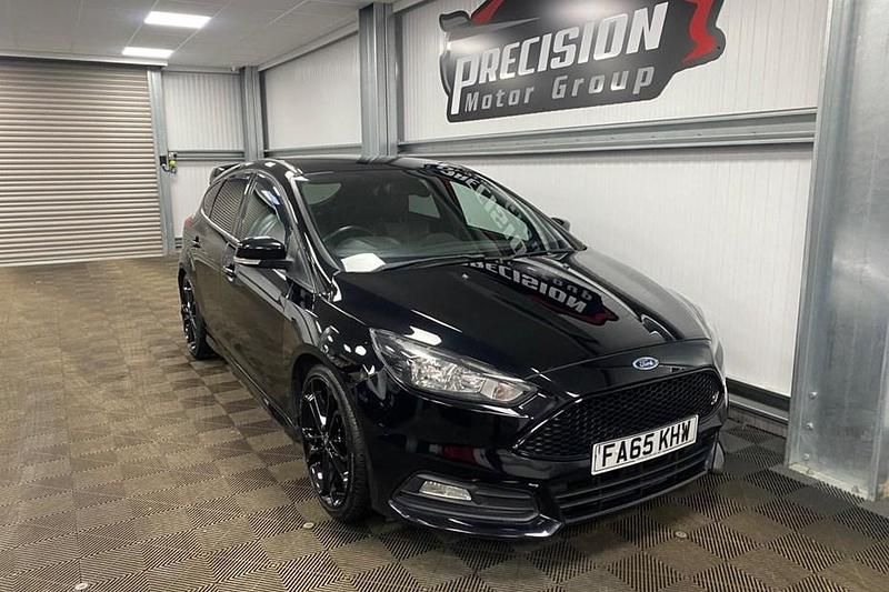 Black Used 2016 Ford Focus ST Hatchback | £8,495 (Super price) - Image 1/1