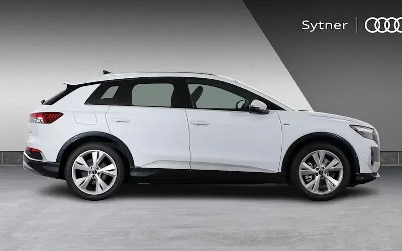New Audi Q4 e-tron S-Line 210 kW (286 HP) 2026 SUV