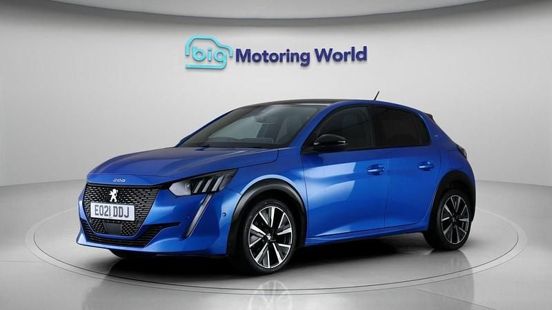 Used Peugeot 208 GT 99 HP (72 kW) 2021 Blue Hatchback