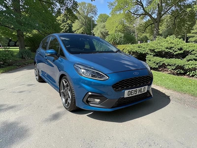 Second-hand Ford Fiesta ST 200 CP (147 kW) 2019 Albastru Hatchback