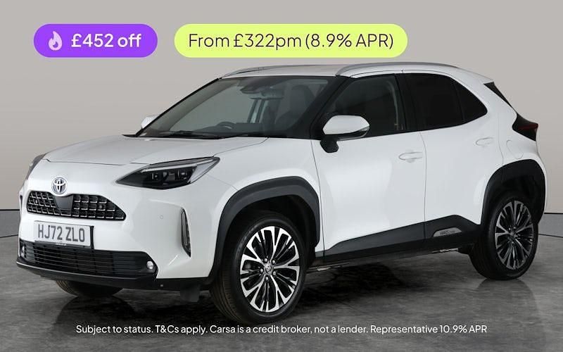 Used 2025 Toyota Yaris Hybrid Estate | £20,924 (Super price) - Image 1/2