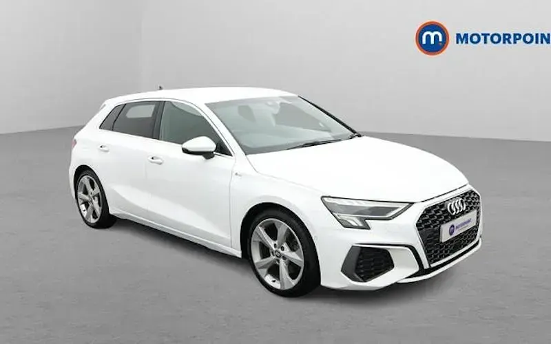 Second-hand Audi A3 Sportback S-Line 150 CP (110 kW) 2024 Hatchback