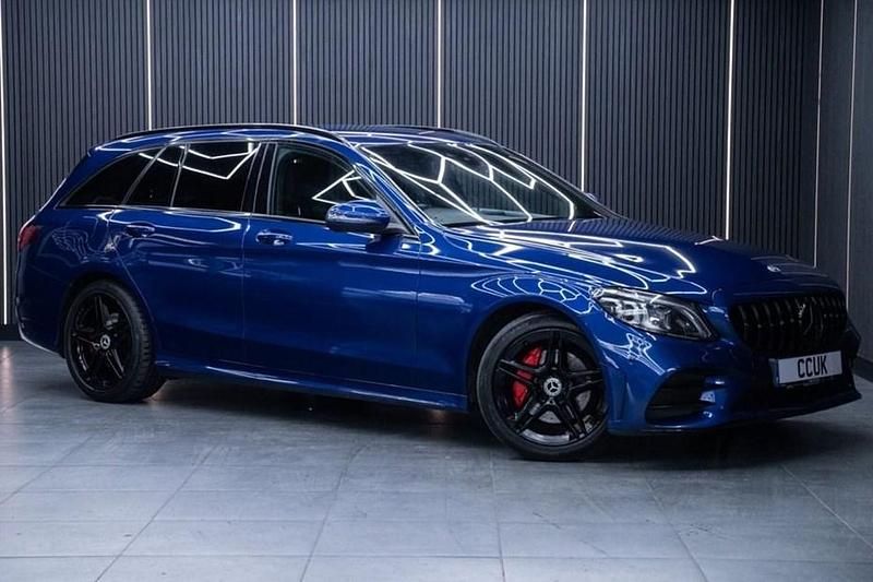 Used Mercedes C200 AMG line 160 HP (117 kW) 2019 Blue Estate
