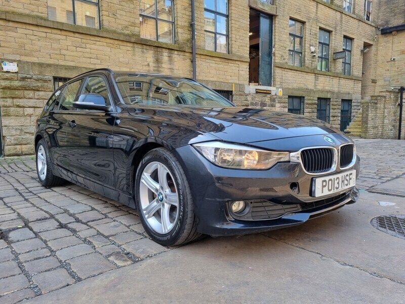 Black Used 2013 BMW 320 Comfort Edition Estate | £2,795 (A bit pricey) - Image 1/4