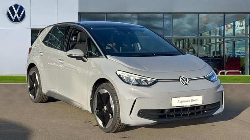 Used VW ID.3 Pro 169 kW (231 HP) 2025 Moonstone grey/solid black roof Hatchback