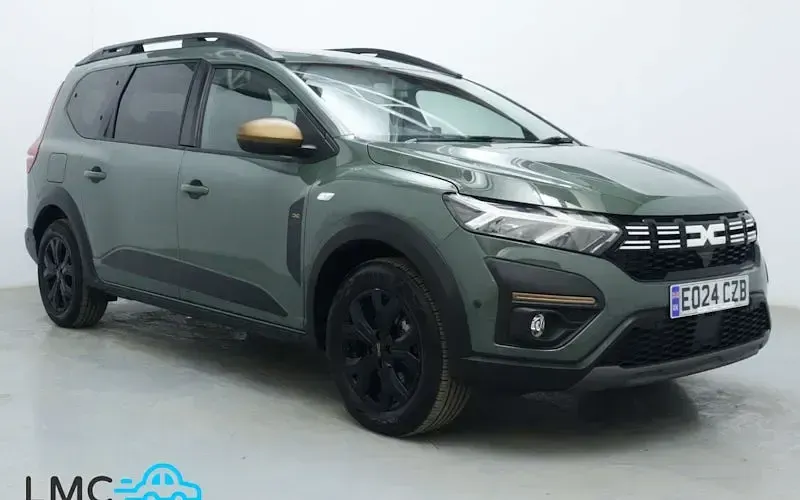 Used Dacia Jogger Extreme 141 HP (103 kW) 2024 MPV
