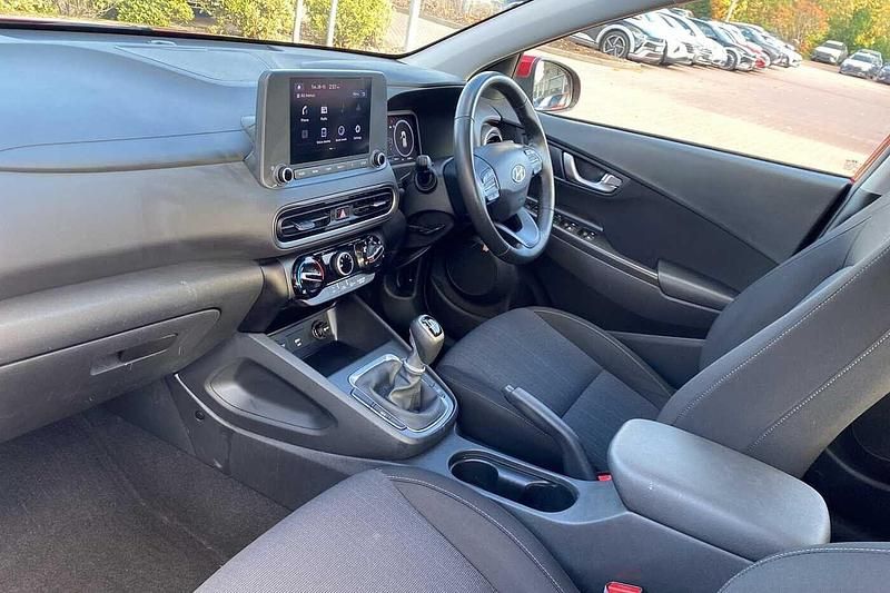 Red Used 2022 Hyundai Kona SE SUV | £13,500 (Fair price) - Image 1/4