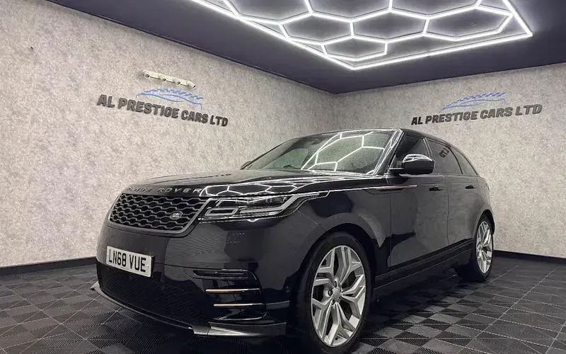 Used Land Rover Range Rover Velar SE Dynamic 300 HP (220 kW) 2018 SUV