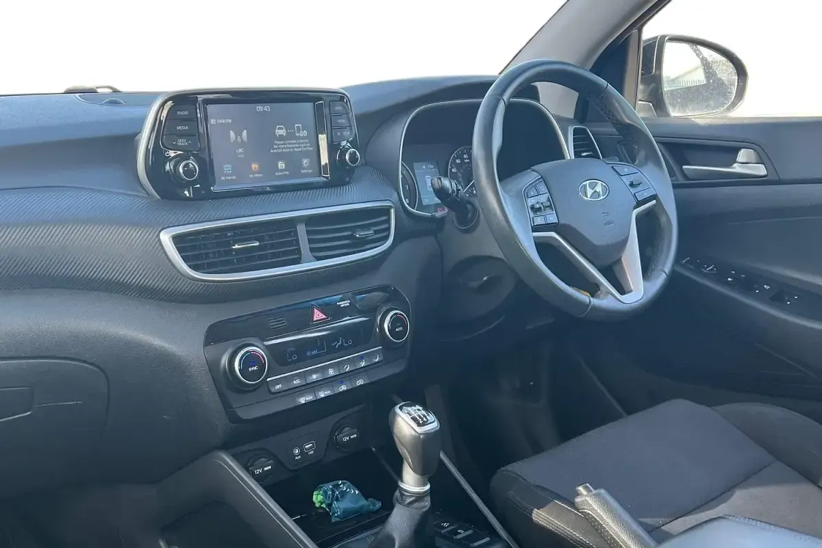 Usado Hyundai Tucson 177 HP (130 kW) 2019 Preto SUV