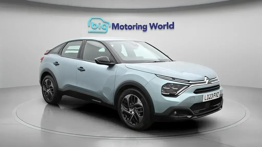 Usado Citroën C4 PureTech 100 HP (73 kW) 2023 Azul SUV
