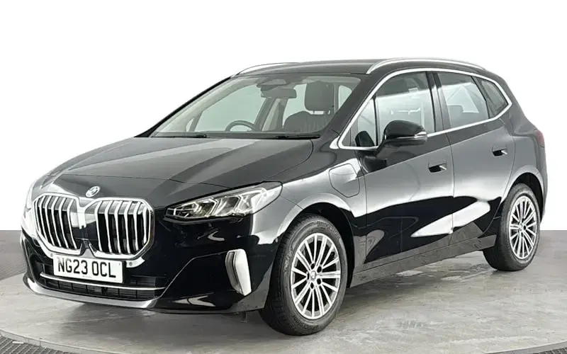 Used BMW 225 Active Tourer Luxury Line 245 HP (180 kW) 2023 MPV