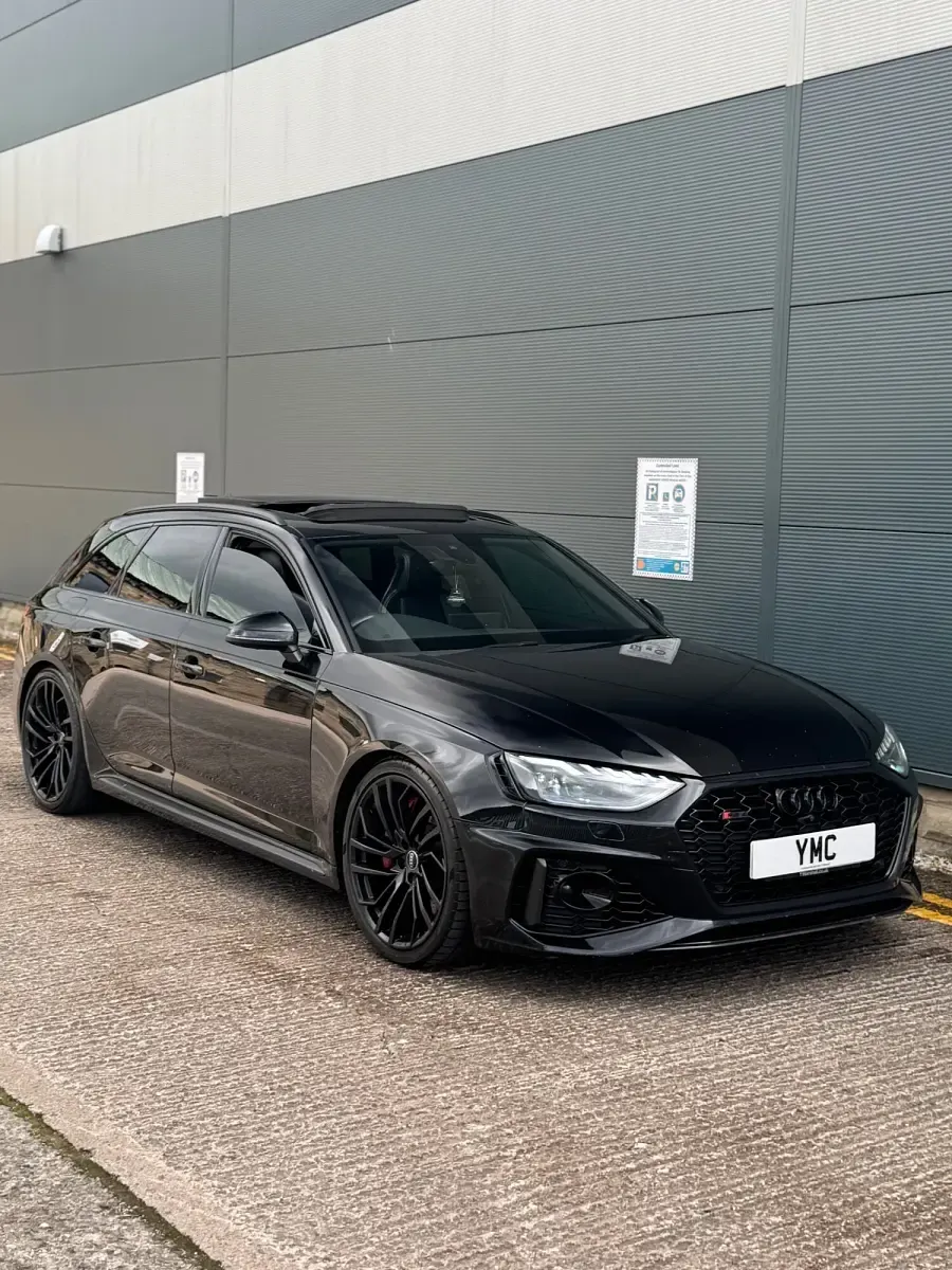 Used Audi RS4 Performance 450 HP (330 kW) 2021 Black Estate