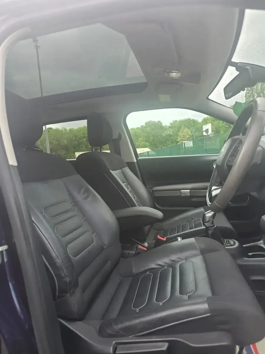 Used Citroën C4 Cactus Flair 2018 Purple Hatchback