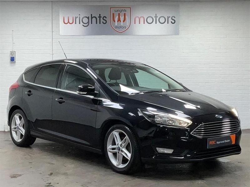Used Ford Focus Zetec 2016 Black Hatchback
