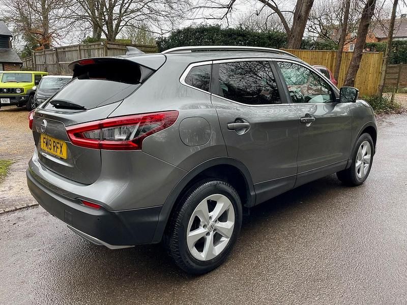 Used Nissan Qashqai N-Connecta 2019 Grey SUV