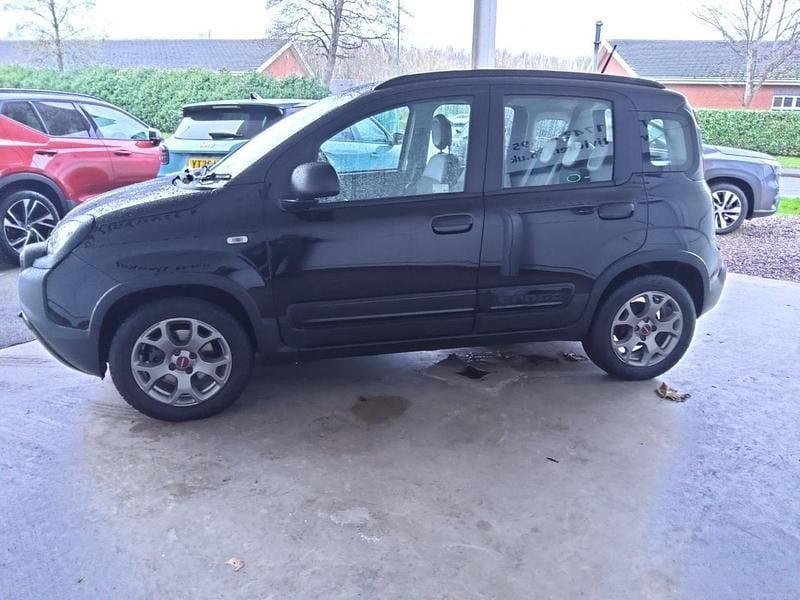 Used Fiat Panda Cross Cross 70 HP (51 kW) 2020 Black Hatchback