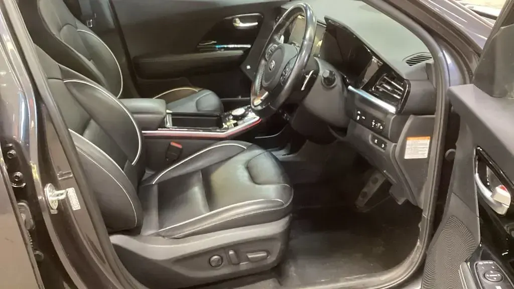 Used Kia Niro 150 kW (204 HP) 2020 Grey SUV