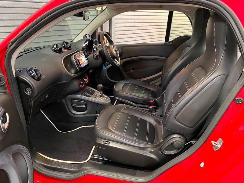 Used Smart ForTwo Coupé Premium 90 HP (66 kW) 2016 Grey Coupe