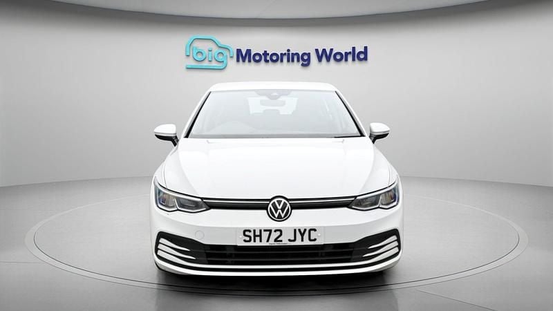 Used VW Golf VIII S 131 HP (96 kW) 2023 White Hatchback
