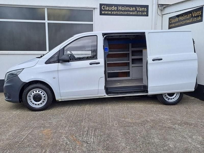 Used Mercedes Vito 90 HP (66 kW) 2017 White Van