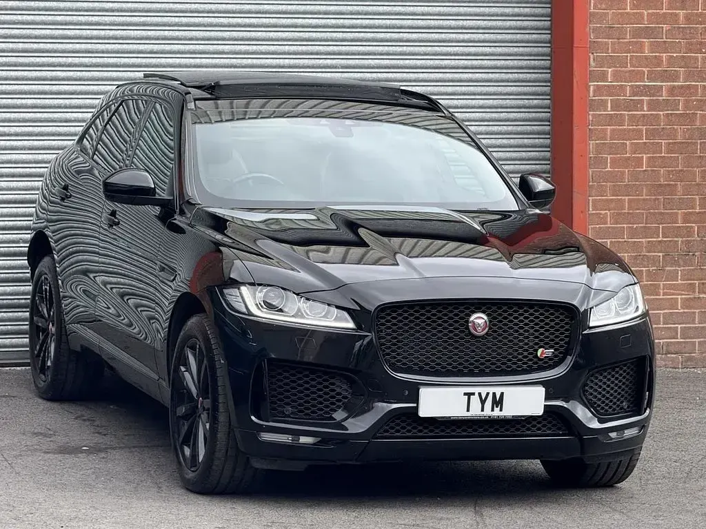 Used Jaguar F-Pace S 300 HP (220 kW) 2017 Black SUV