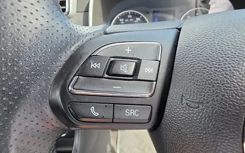 Used MG ZS Excite 106 HP (77 kW) 2018 Red SUV