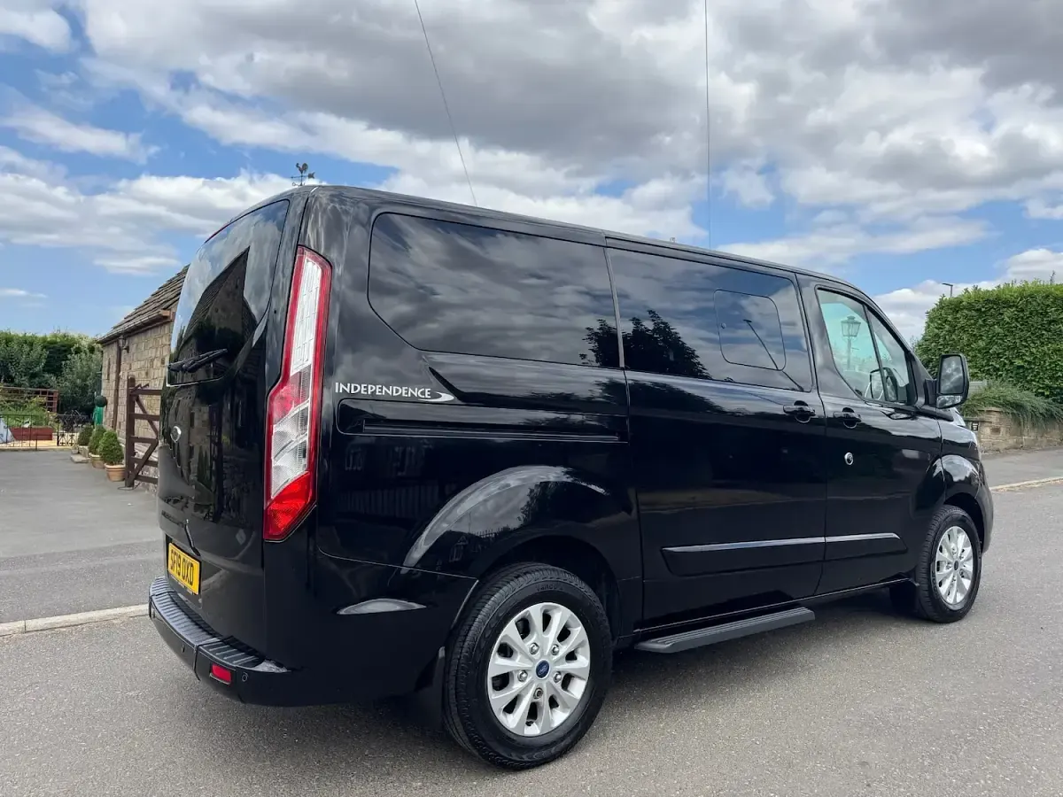 Used Ford Tourneo Custom Titanium 2019 Black Van