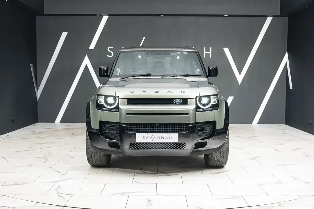 Used Land Rover Defender SE 250 HP (183 kW) 2021 Green SUV
